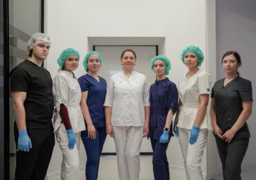 Лікарі-інтерни-стоматологи Каразінського університету на практичних заняттях в «BodnarClinic» 