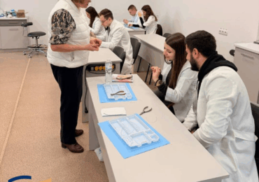 Відпрацювання практичних навичок слухачами циклу вторинної лікарської спеціалізації «Ортодонтія»